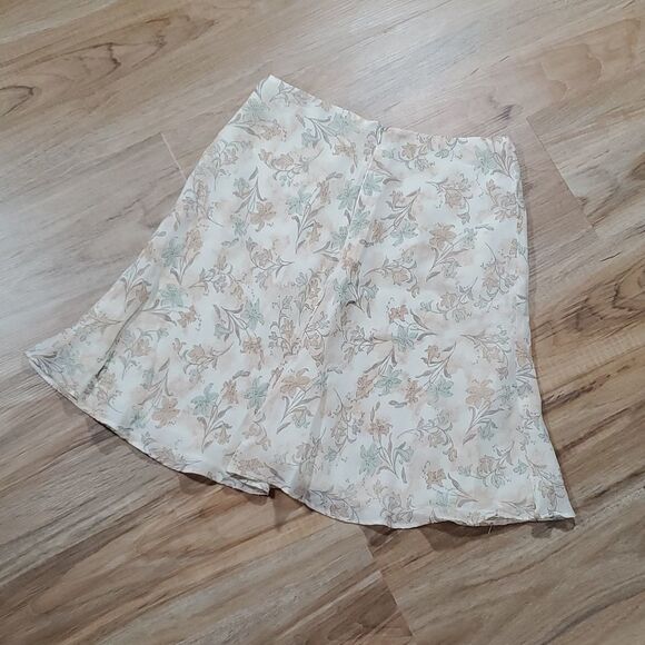🔹️Ann Taylor Cream & Tan Floral Print Lightweight Skirt Size 4 - Picture 5 of 9